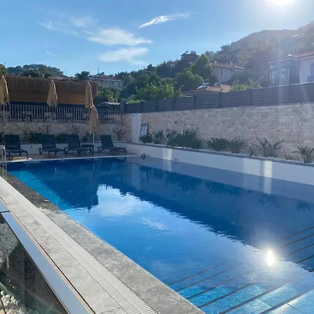 Apartahotel Nurhal 4*