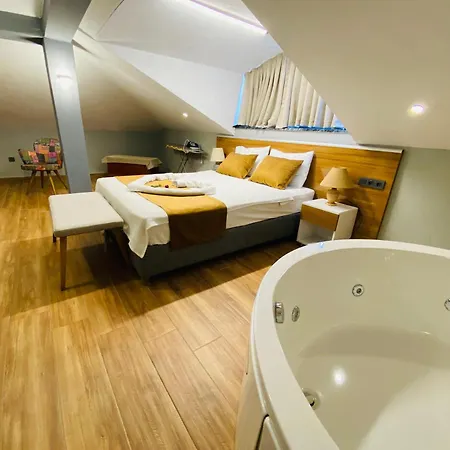 Apartahotel Nurhal 4*